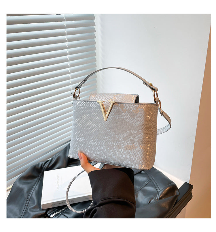 Capacity Solid Color Snake Pattern Summer Letter Hardware Texture Women's Shoulder Bag