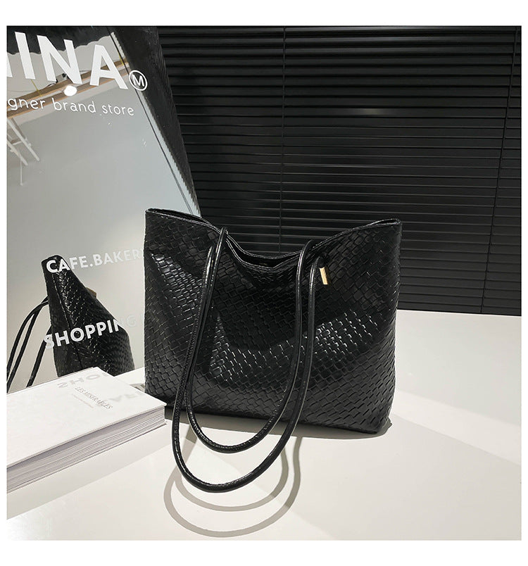 Women's Woven Pattern Spring Fashion Retro Texture Large Women's Shoulder Bag
