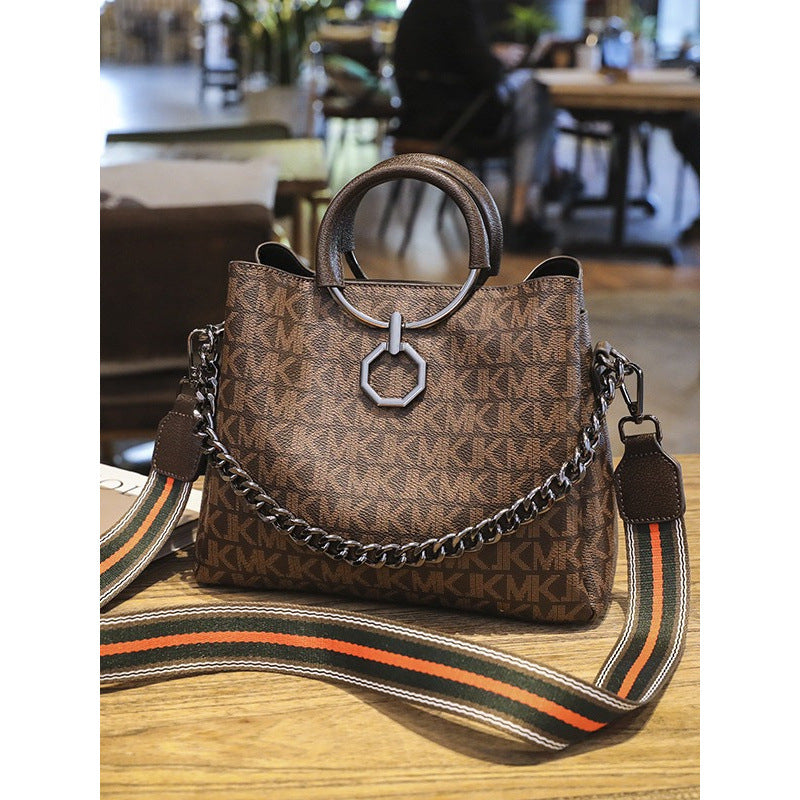 Women's Soft Leather Wrist Portable Broadband Printed Chain Women's Messenger Bag
