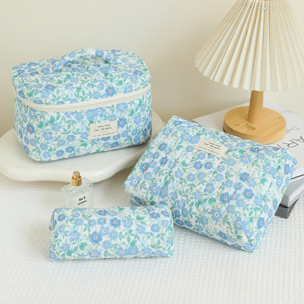 Large Capacity Portable Polyester Cotton Thickened Makeup Bag