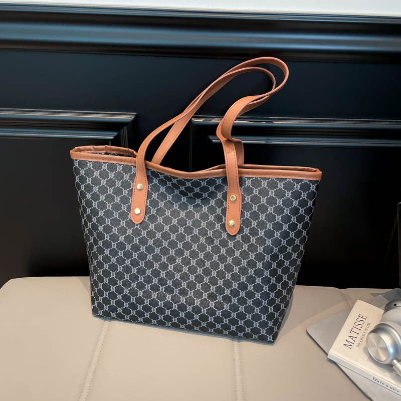 Women's Korean Style Retro Printed Letter Simplicity Commuter Women's Shoulder Bag