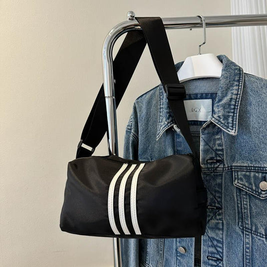 Niche Toast Fashion Short Trip Pillow Bags