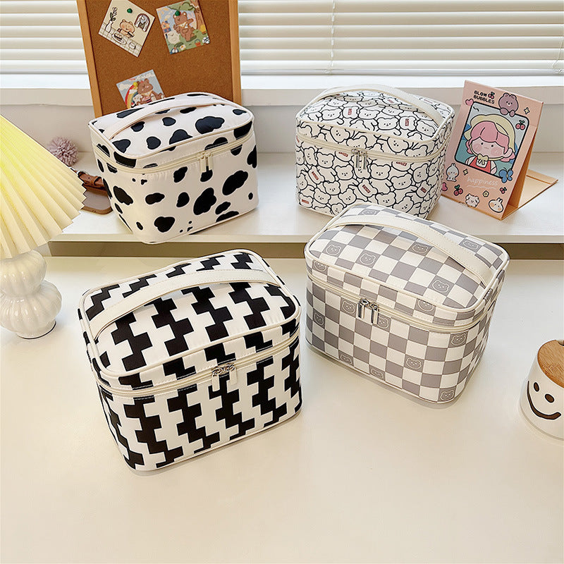White Plaid Portable Simple Large Capacity Makeup Bag