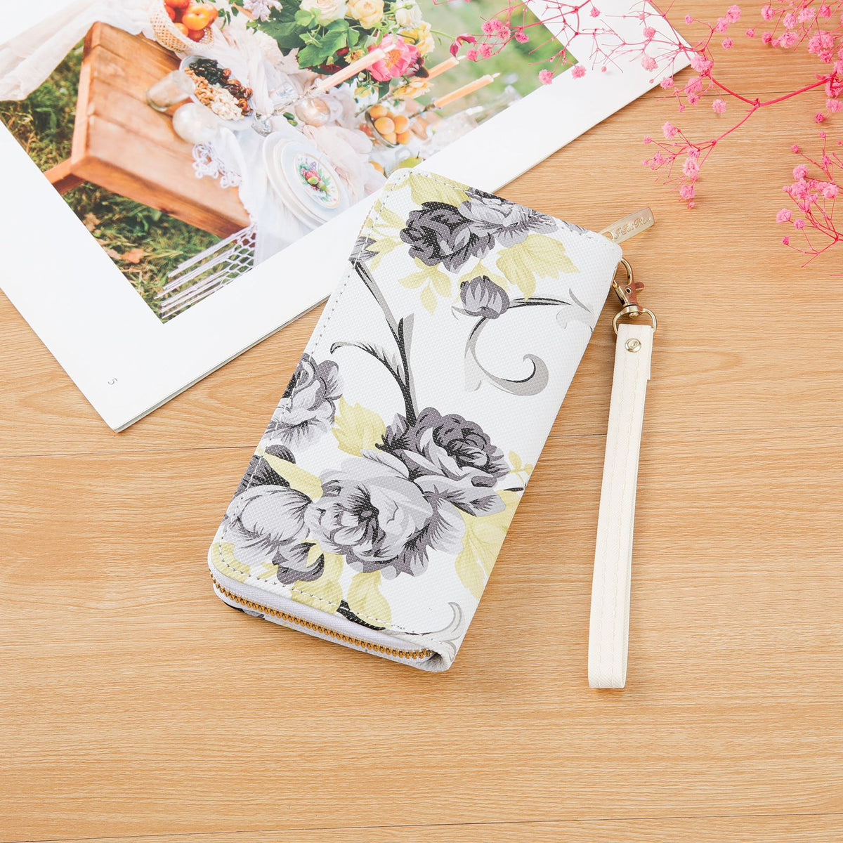 Women's Long Single-layer Printed Rose Mobile Clutch Ladies Wallet