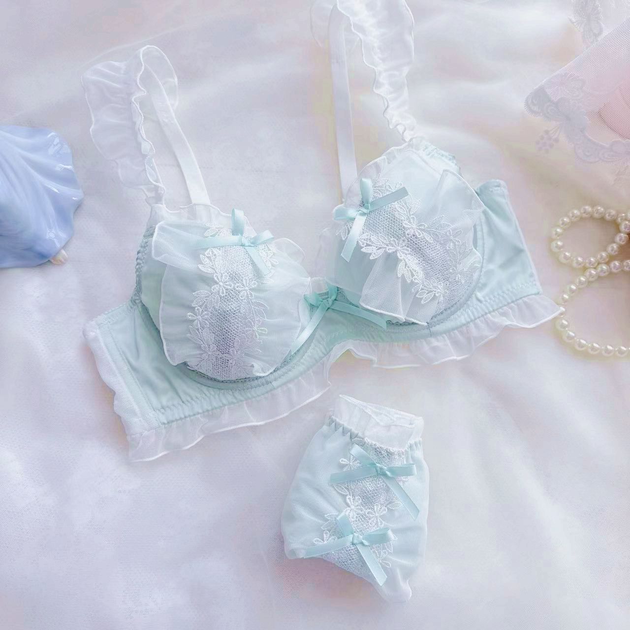 Fresh Daily Style Thin Cup Water Soluble College Lingerie Sets