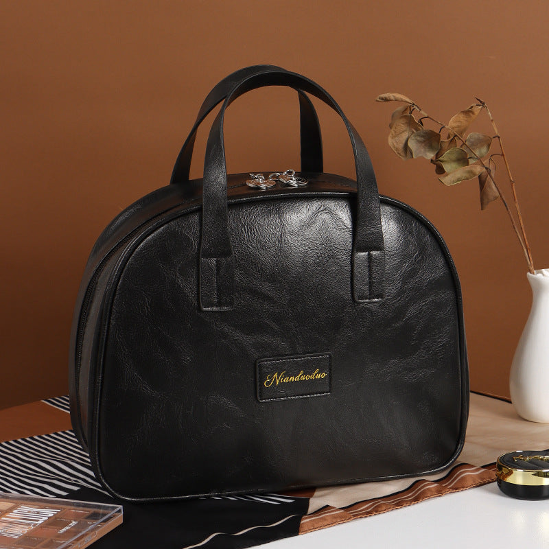 Women's Oil Wax Leather Retro Large Capacity Fashion Cosmetic Bags