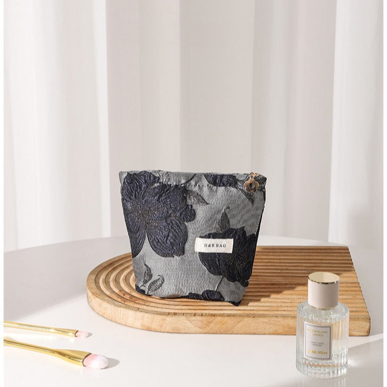 Embroidery Hand-held Portable Canvas Storage Skin Handbags