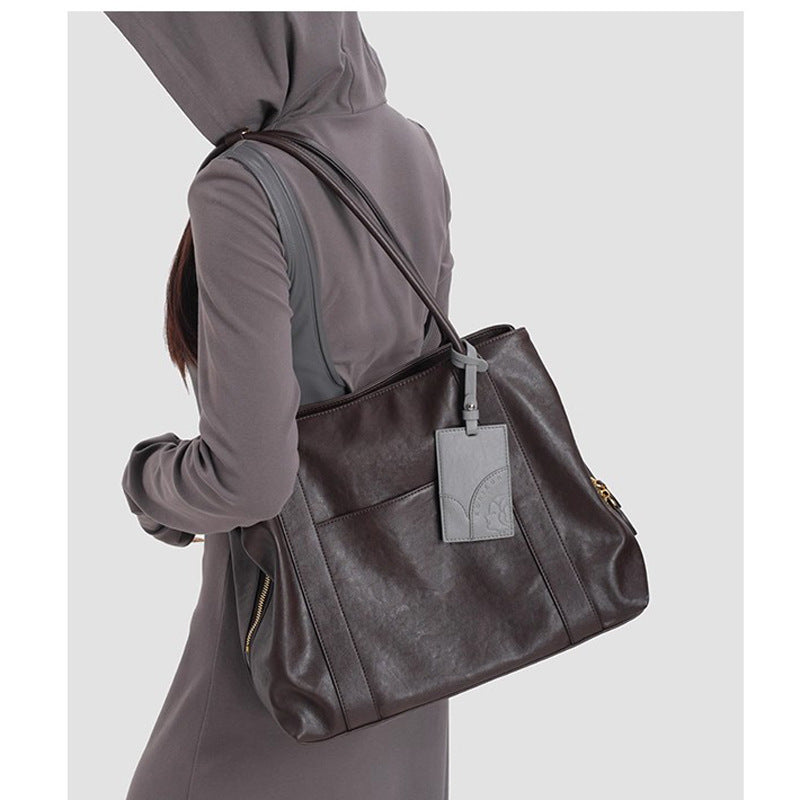 Women's Large Capacity Retro Super Popular Commuter Underarm Women's Shoulder Bag