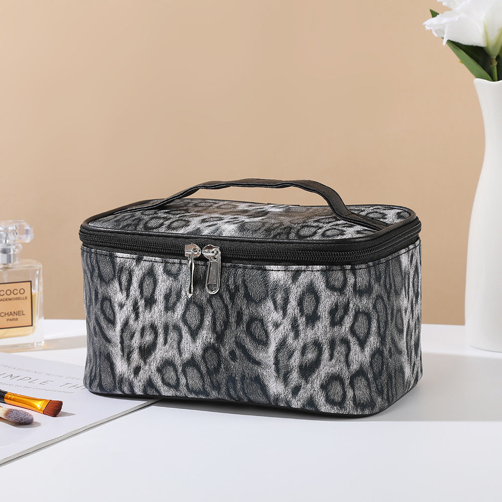 Portable Large Capacity Wash Stylish Versatile Makeup Bag