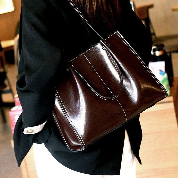 Women's Genuine Leather Large Capacity Latin America Underarm Senior Vintage Tote Bags