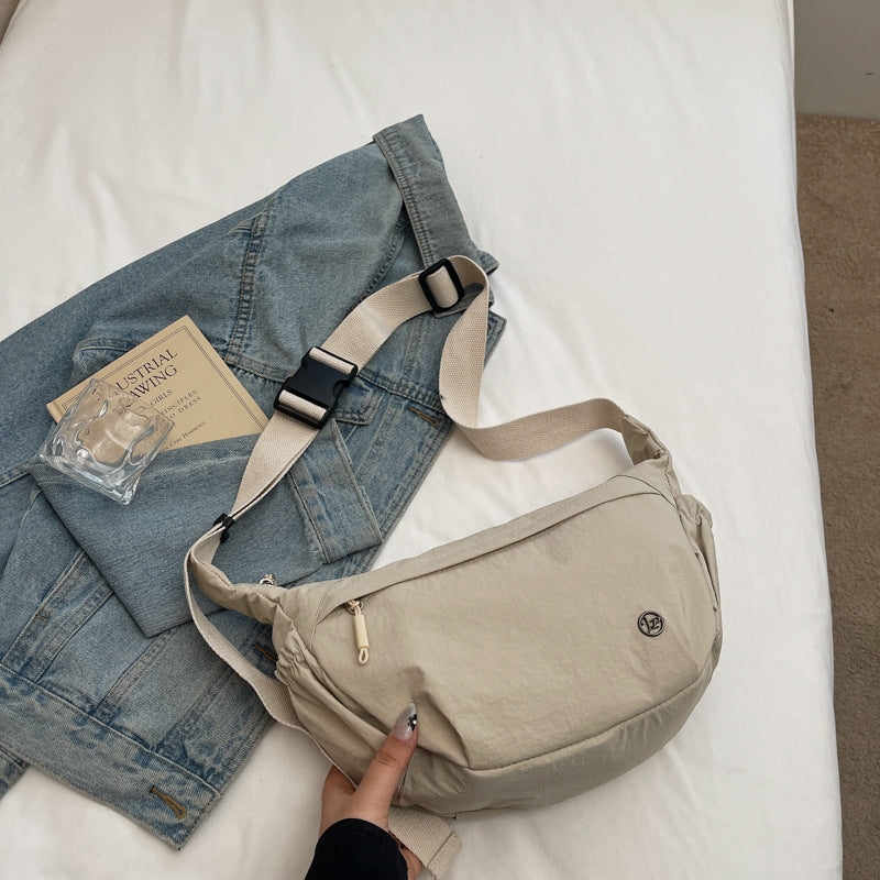 Women's Large Capacity Nylon Canvas Lightweight Leisure Dumpling Women's Messenger Bag
