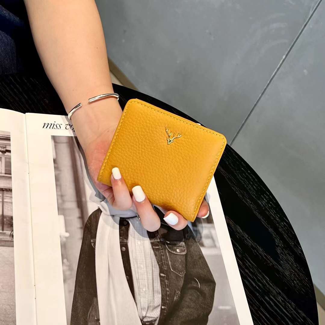 Women's Genuine Leather Antlers Short Fashion Full Cowhide Ladies Wallet