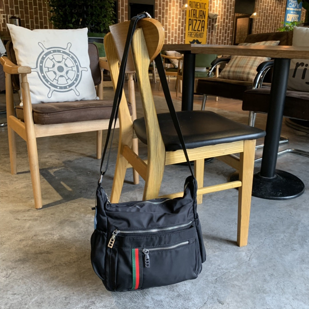 Women's Simple Waterproof Oxford Cloth Large Capacity Women's Messenger Bag