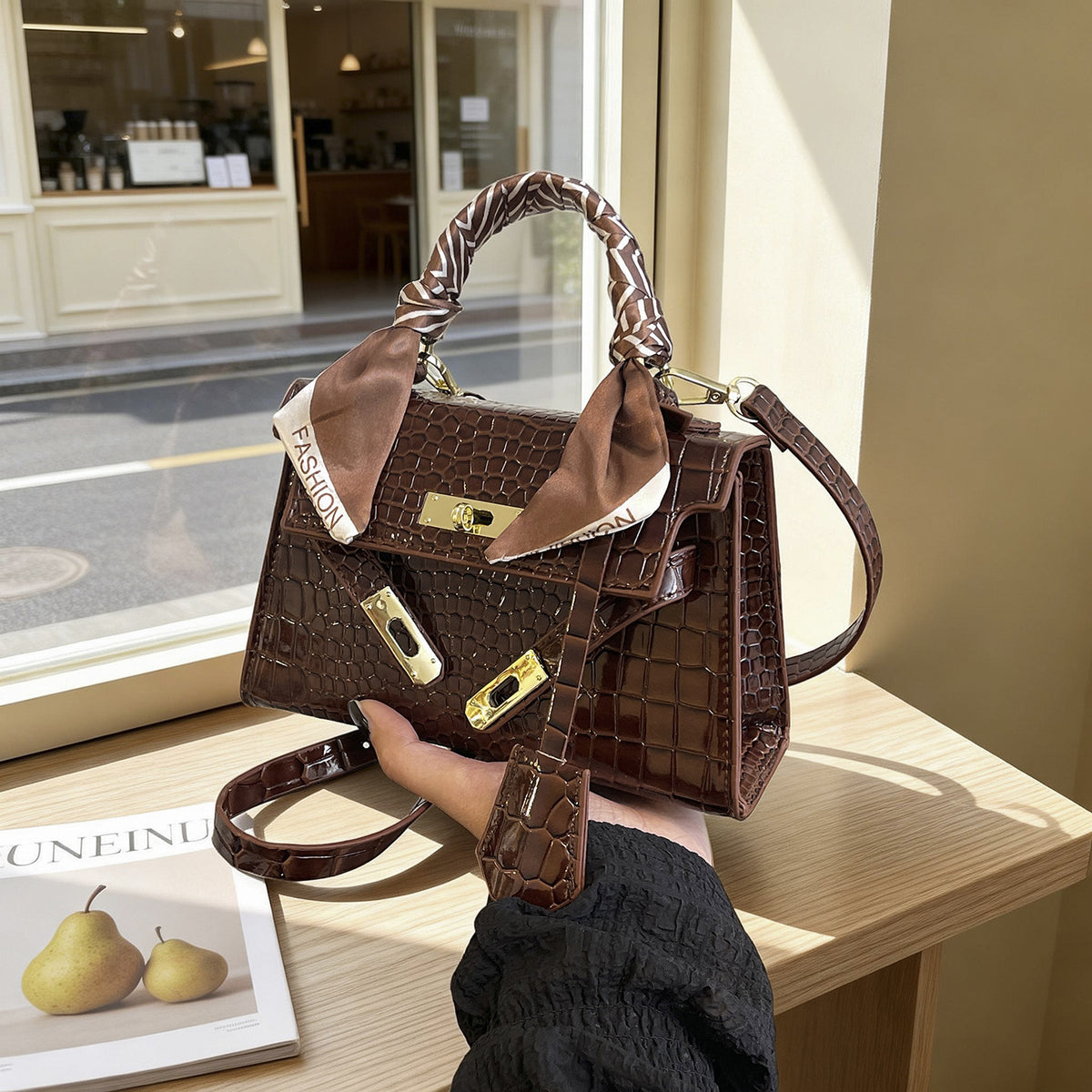 Women's Textured Crocodile Pattern Vintage Silk Scarf Women's Shoulder Bag