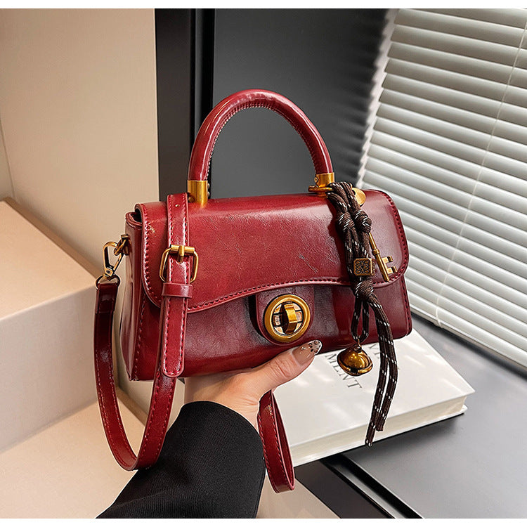 Beautiful Women's Niche Retro Portable Simple Shoulder Bags