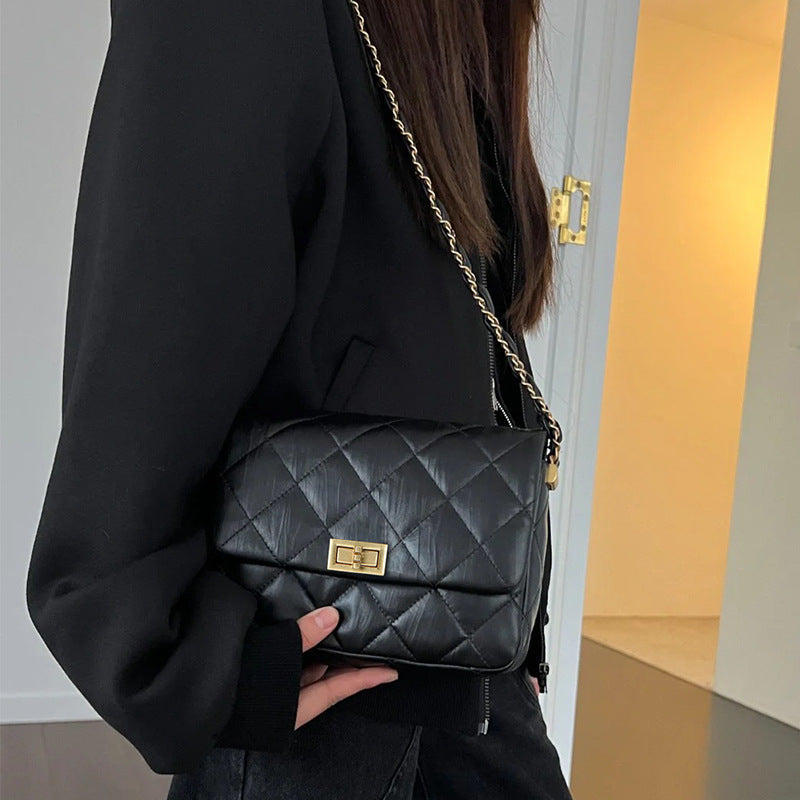 Classic Style Thick Chain Rhombus Black Women's Shoulder Bag