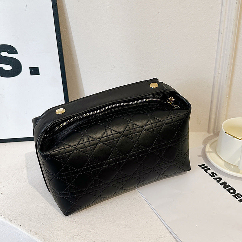 Comfortable Large Capacity Portable Storage Toiletry Makeup Bag
