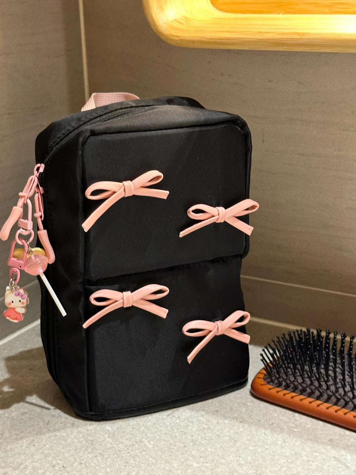Bow Large Capacity Vertical Partition Layered Wash Skin Care Makeup Bag