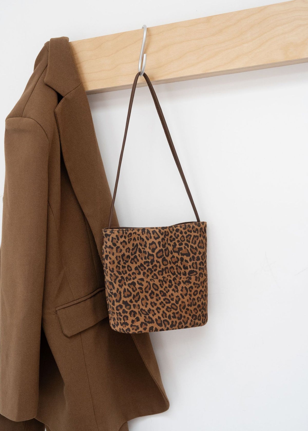 Layer Cowhide Matte Lady Temperament Leopard Print High-grade Sense Niche Women's Shoulder Bag
