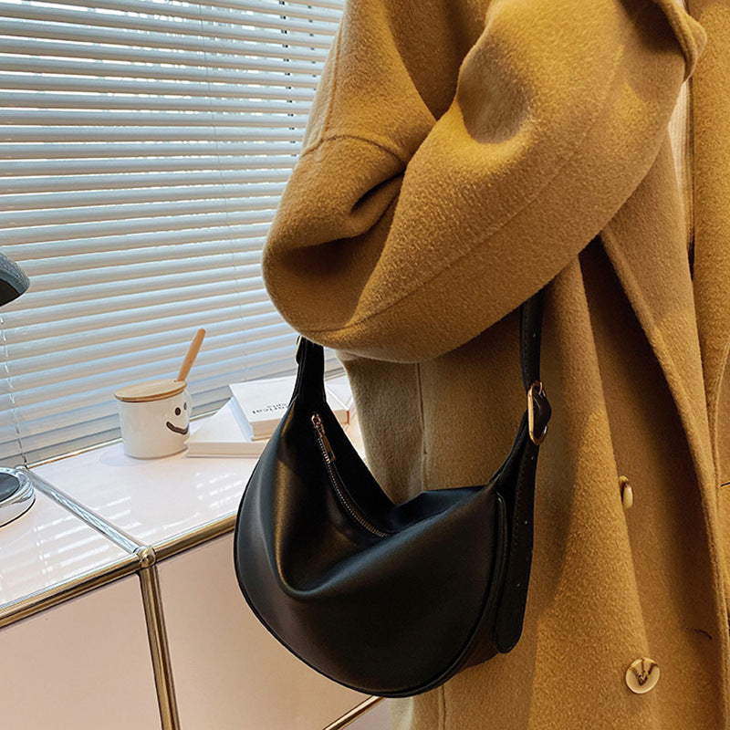 Women's Style Versatile Large Capacity Commuter Underarm Women's Messenger Bag