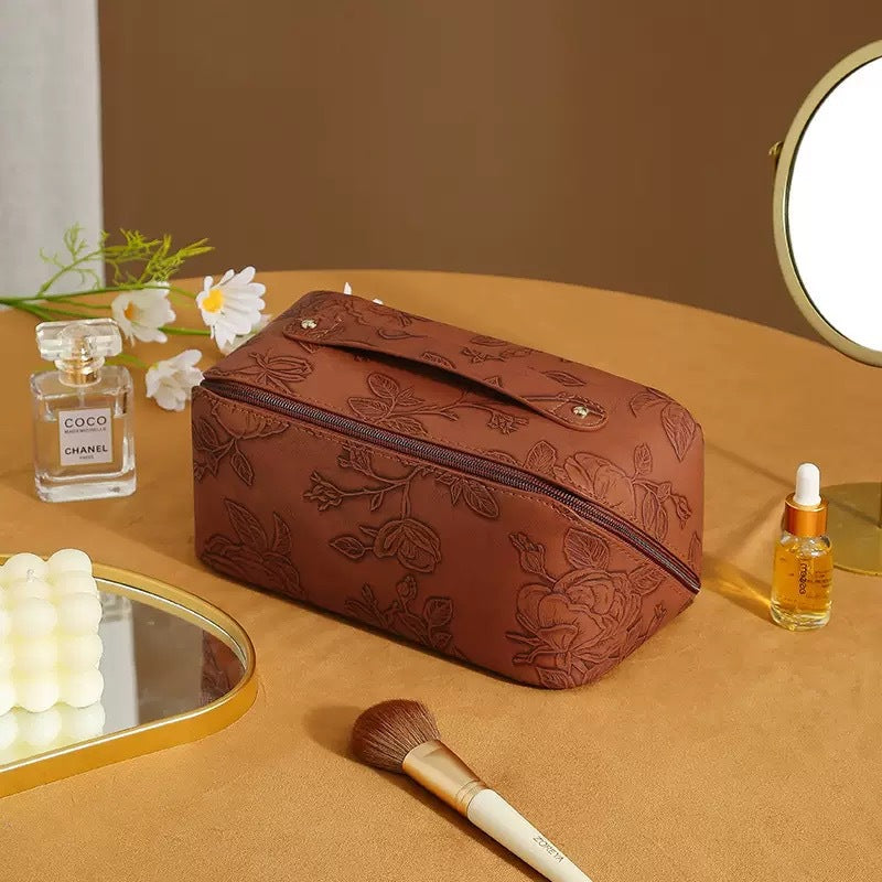 Waterproof Embossed Storage Skin Care Flat Portable Good-looking Bags
