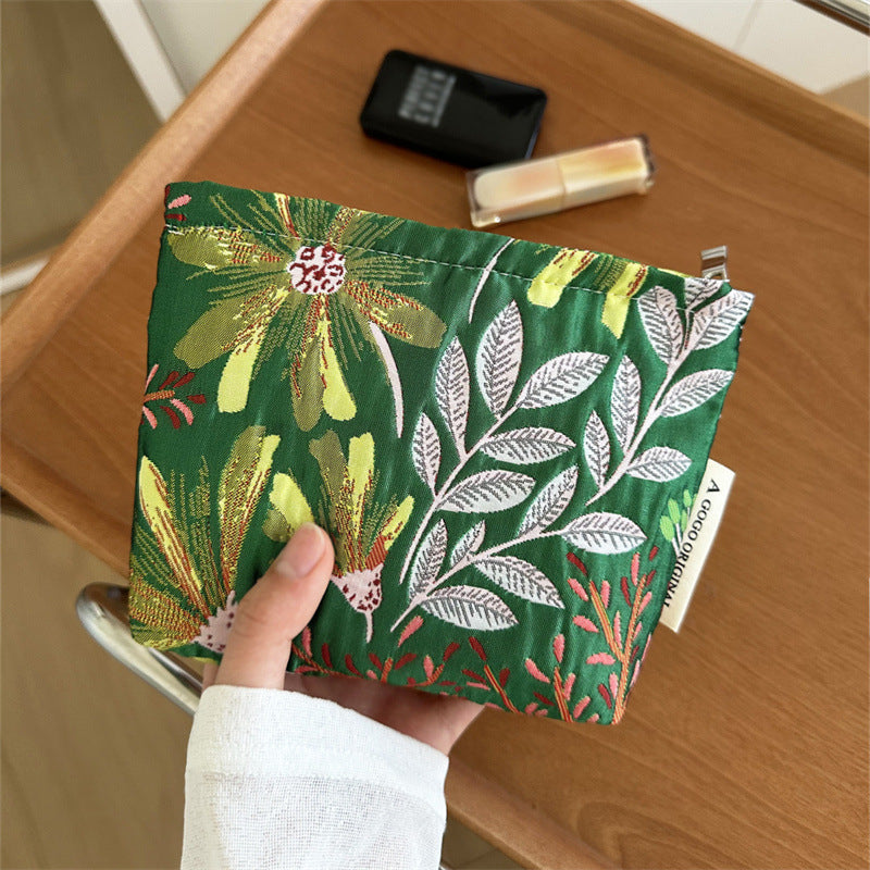 Fresh Portable Skin Care Buggy Toiletry Underwear Hand Makeup Bag