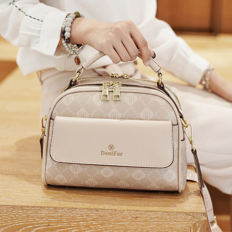 Creative Glamorous Women's Wide Strap Fashion Crossbody Bags