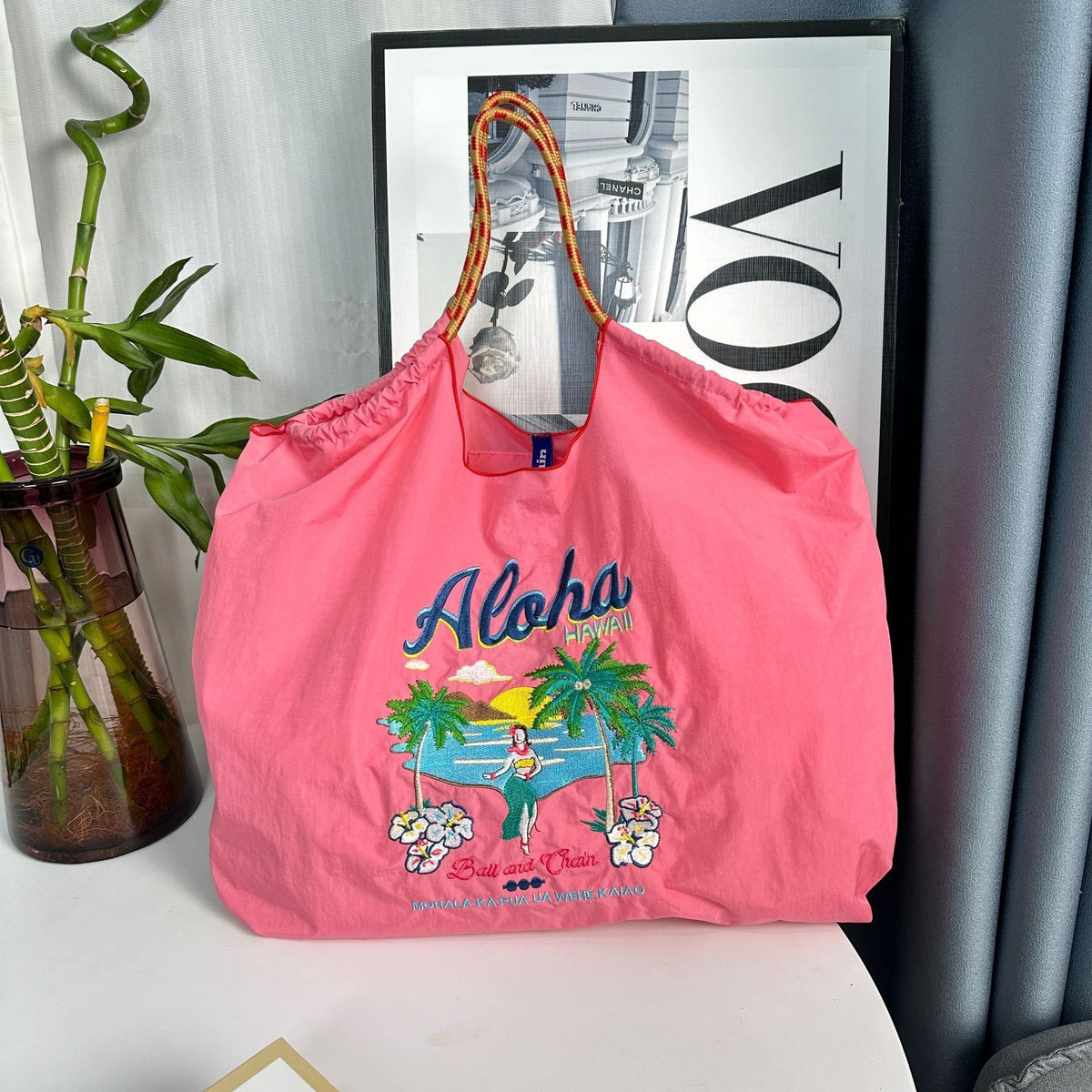 Embroidered Shopping With Flowers Plants On The Upper Body Niche Women's Shoulder Bag