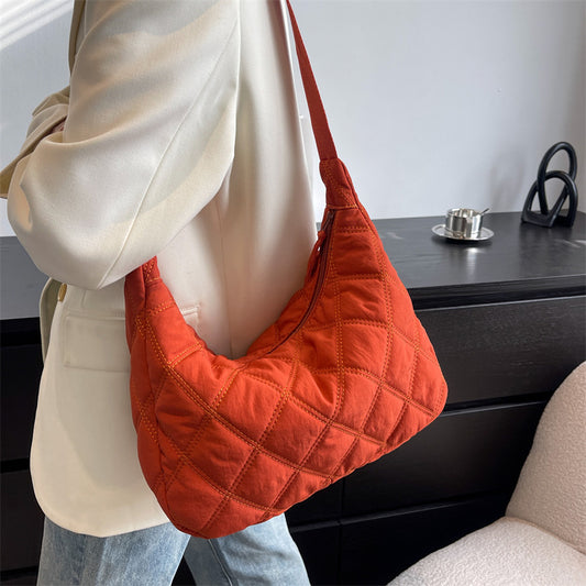 Women's Korean Style Popular Embroidery Thread Rhombus Shoulder Bags