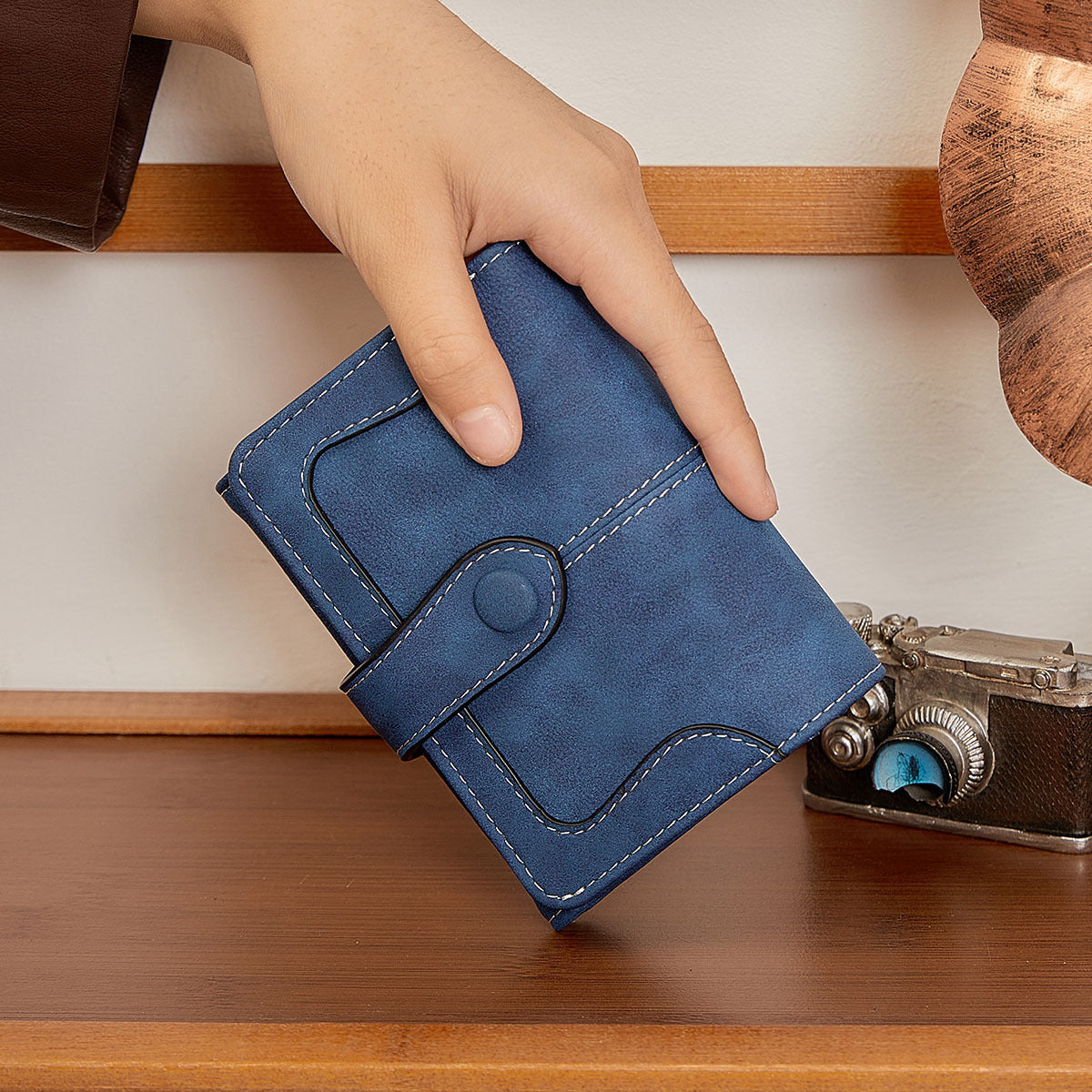 Women's Simple Fashion Clutch Vintage Frosted Two Ladies Wallet