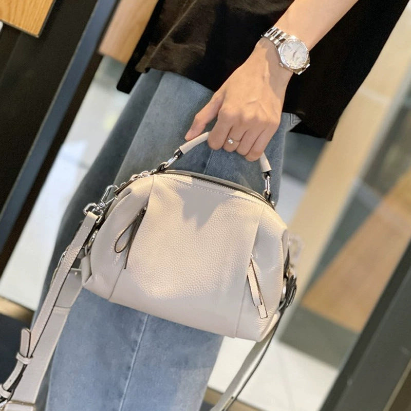 Women's Fashion First Layer Cowhide Leisure Commute Handbags