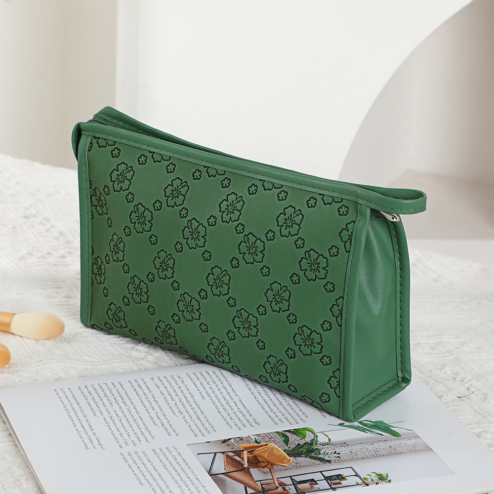 Women's Large Capacity Retro Embossing Storage Portable Outing Makeup Bag