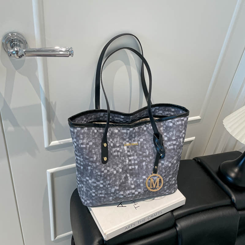 Women's Elegant Large Capacity Fashion Beautiful Winter Simple Women's Shoulder Bag