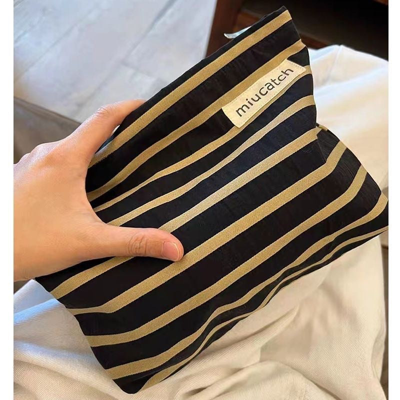 Large Capacity Portable Fresh Floral Buggy Cosmetic Bags