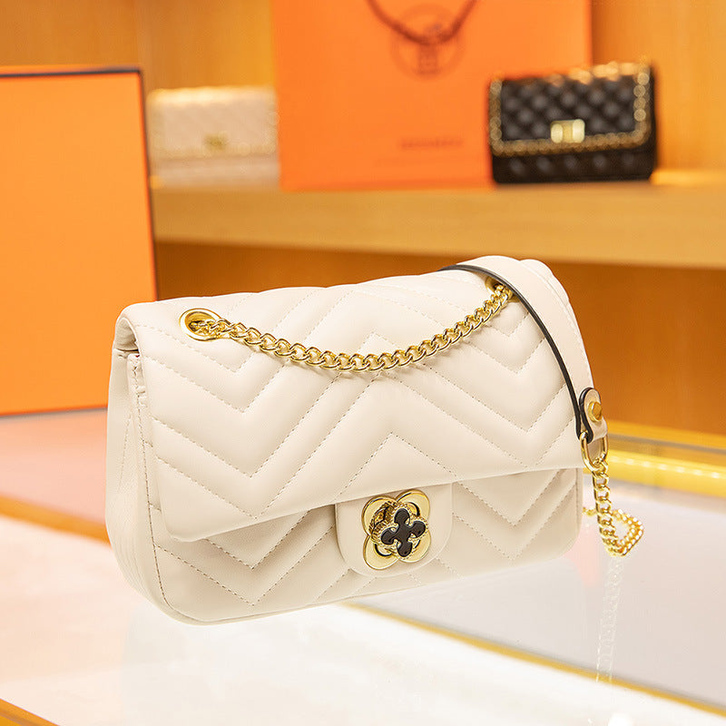 Women's Diamond Pattern Chain Korean Summer Underarm Women's Messenger Bag