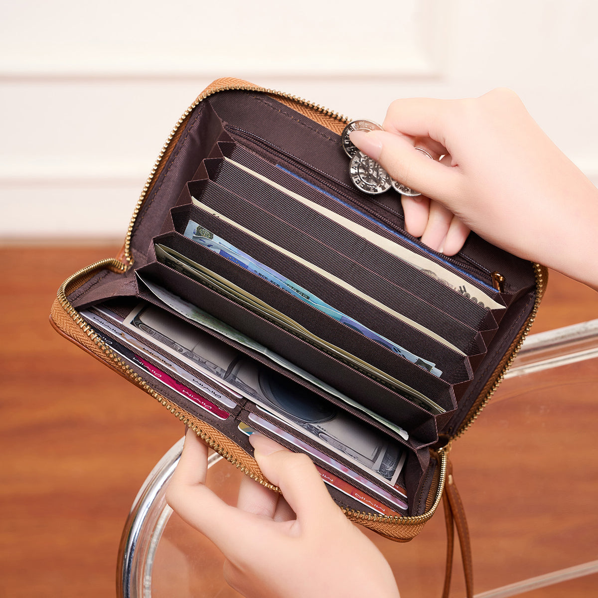 Women's Retro Large Capacity Zipper Long Organ Ladies Wallet