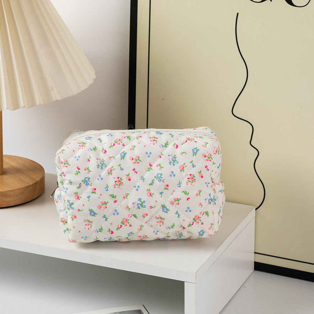 Floral Quilted Toiletries Portable Cosmetics Storage Makeup Bag