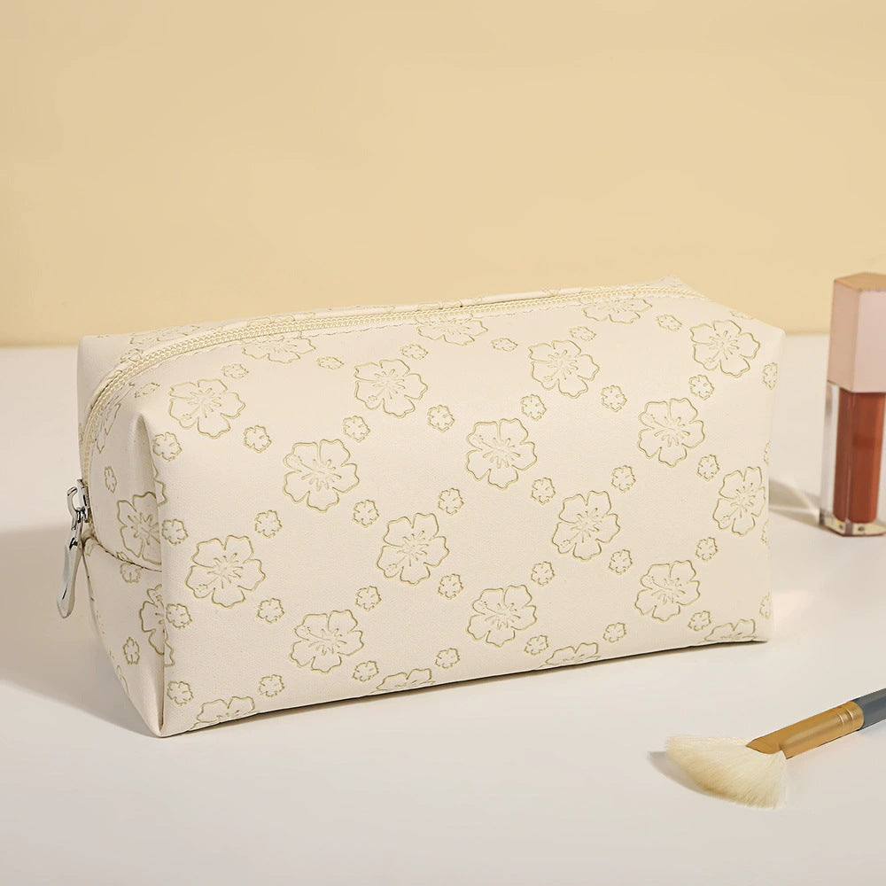 Women's Large Capacity Retro Embossing Storage Portable Outing Makeup Bag