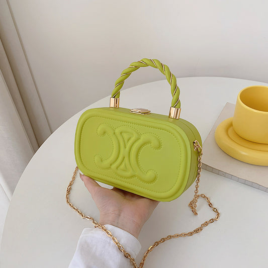 Women's Western Style Niche Fashion Good-looking Portable Shoulder Bags