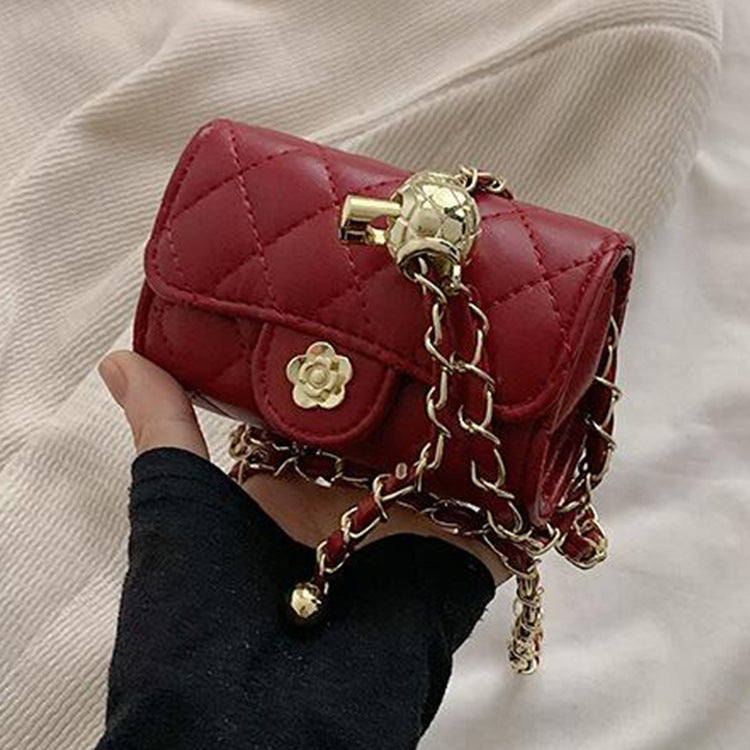 Women's Classic Style Diamond Embroidery Thread Golden Women's Messenger Bag