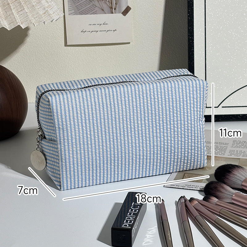 Striped Make-up Large Capacity Seersucker Embroidered Portable Out Makeup Bag