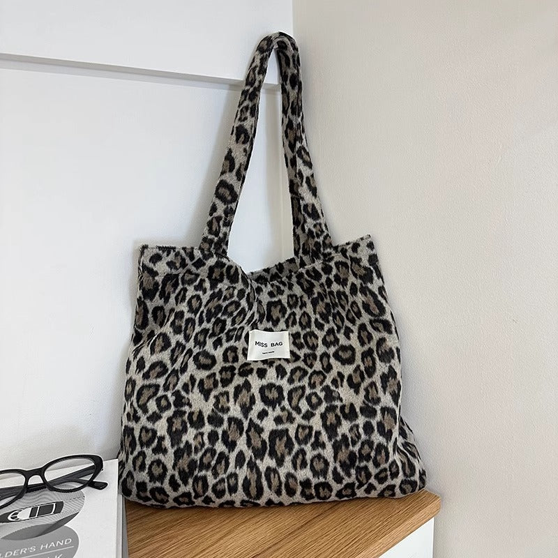 Korean Style Woolen Winter Thickened Large Capacity Women's Shoulder Bag