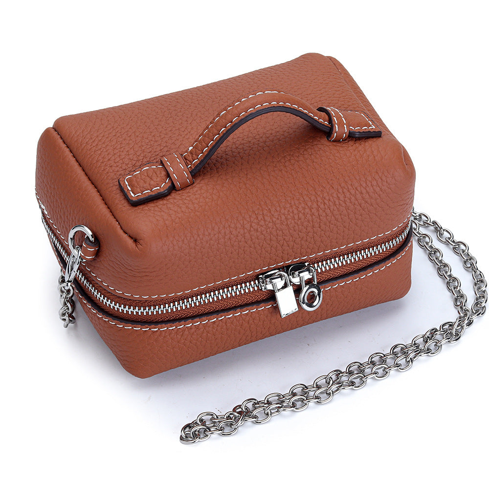 Women's Chain Portable Leather Large Capacity Washing Bags