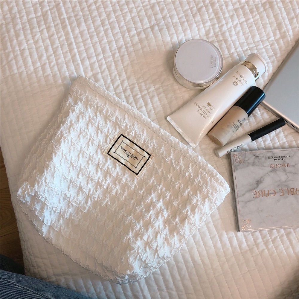 Buggy Wash Large Capacity Portable Elegant Makeup Bag