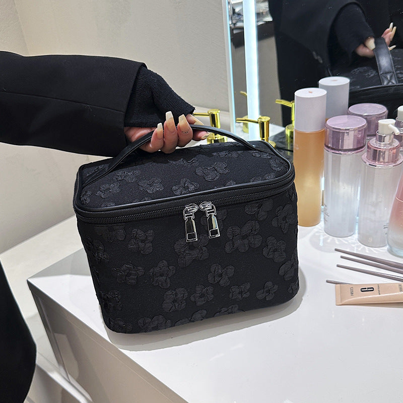 Women's High-grade Large Capacity Portable Super Popular Makeup Bag