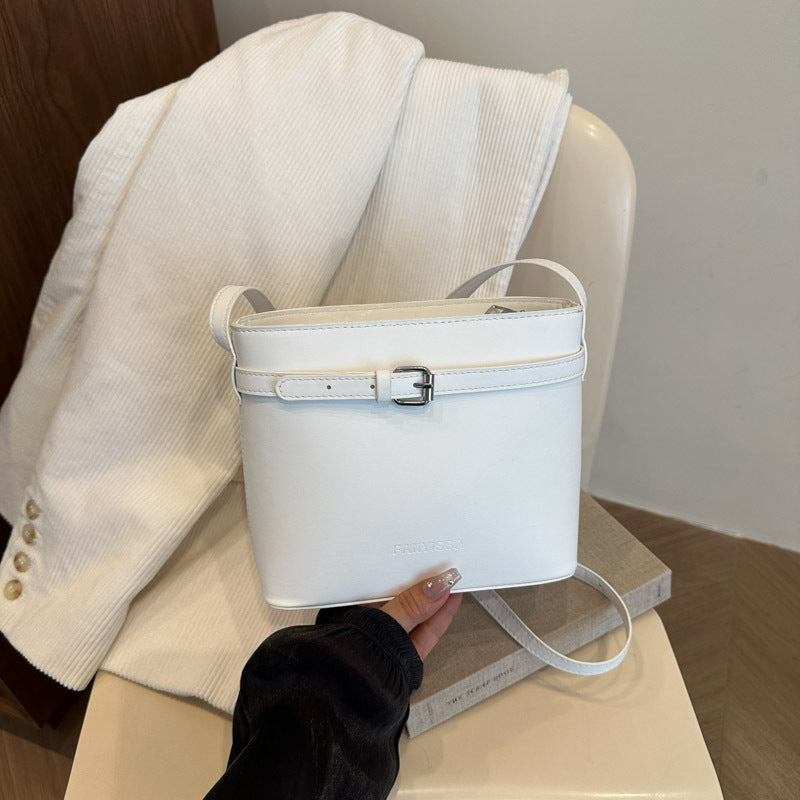Women's Simple Stylish Textured Now Popular Soft Surface Trendy Women's Shoulder Bag