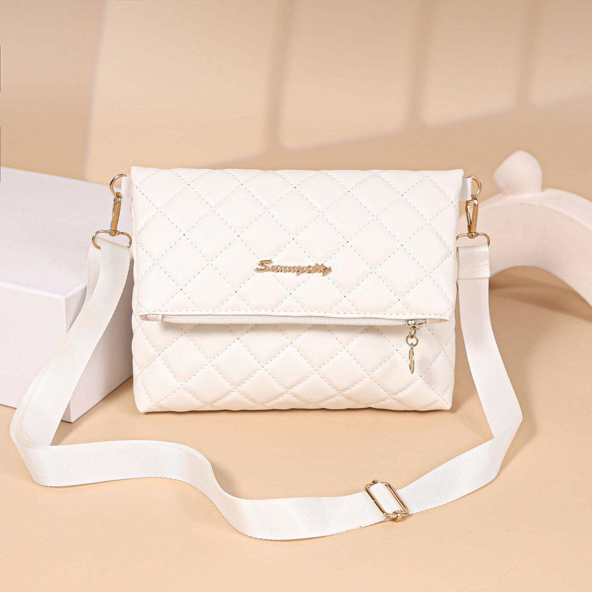 Women's Fresh Simple Woven Large Capacity Stitching Women's Messenger Bag