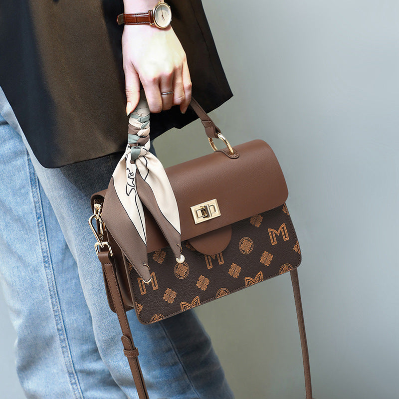 Pretty Glamorous Stylish Women's Advanced Underarm Bags