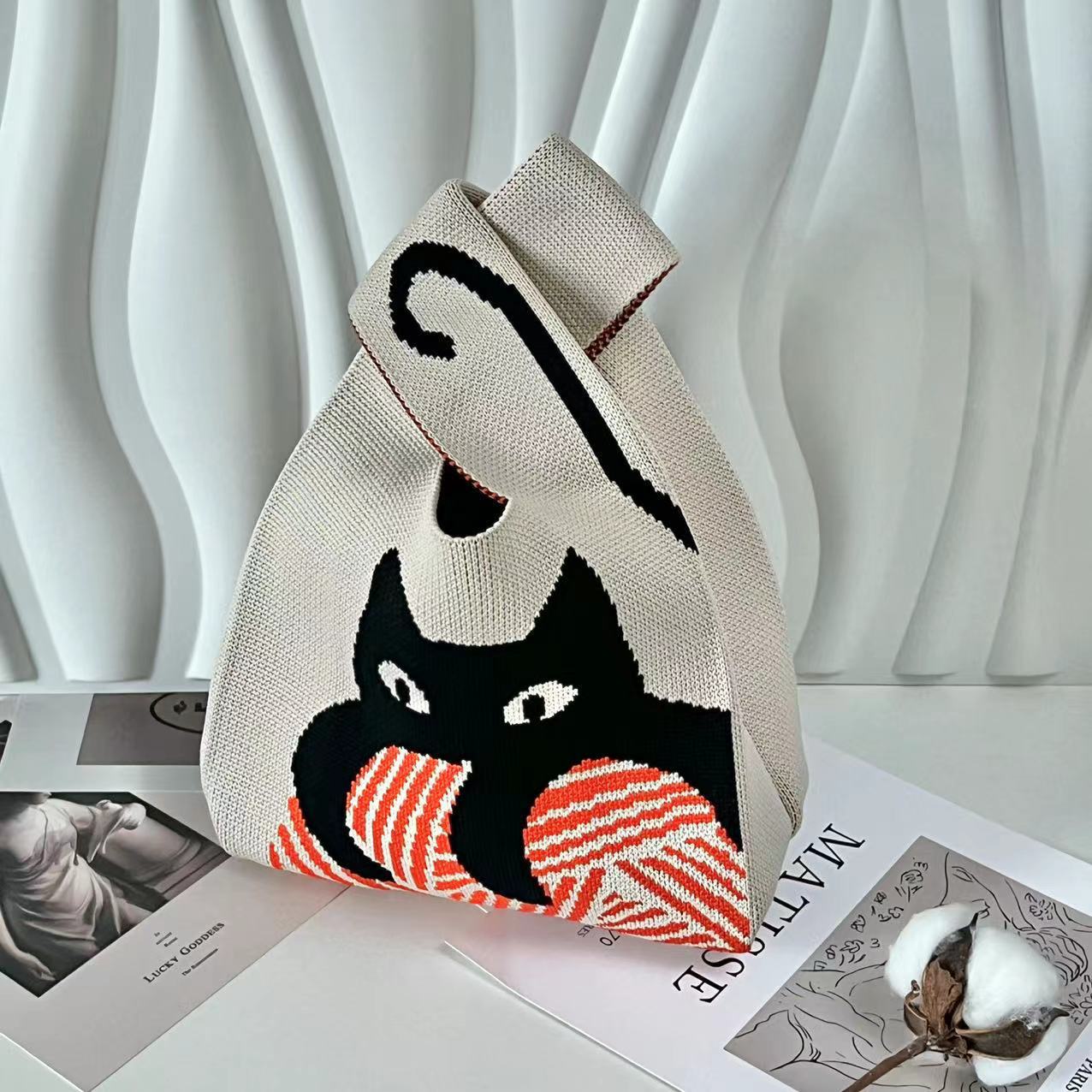 Women's Cute Panda Knitted Wool Version Hand Carrying Handbags