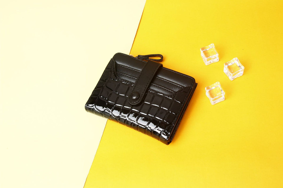 Women's Short Multiple Slots Multifunctional Solid Color Coin Purses